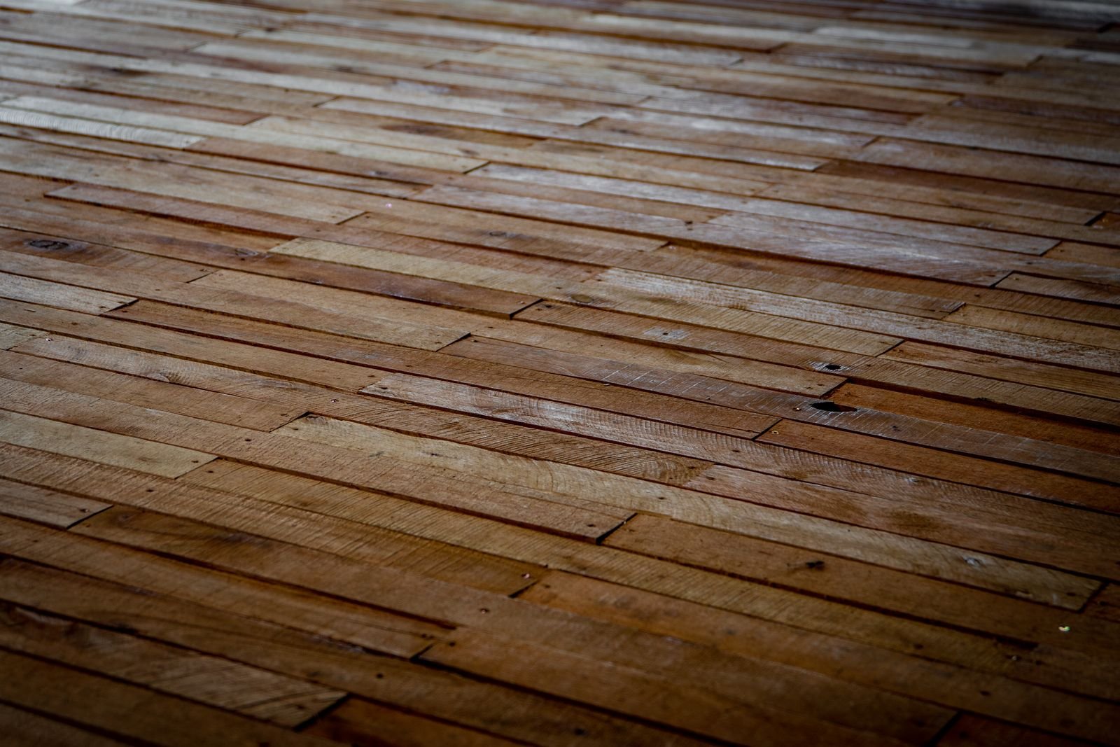Flooring and Tiling Services Dubai Real Express