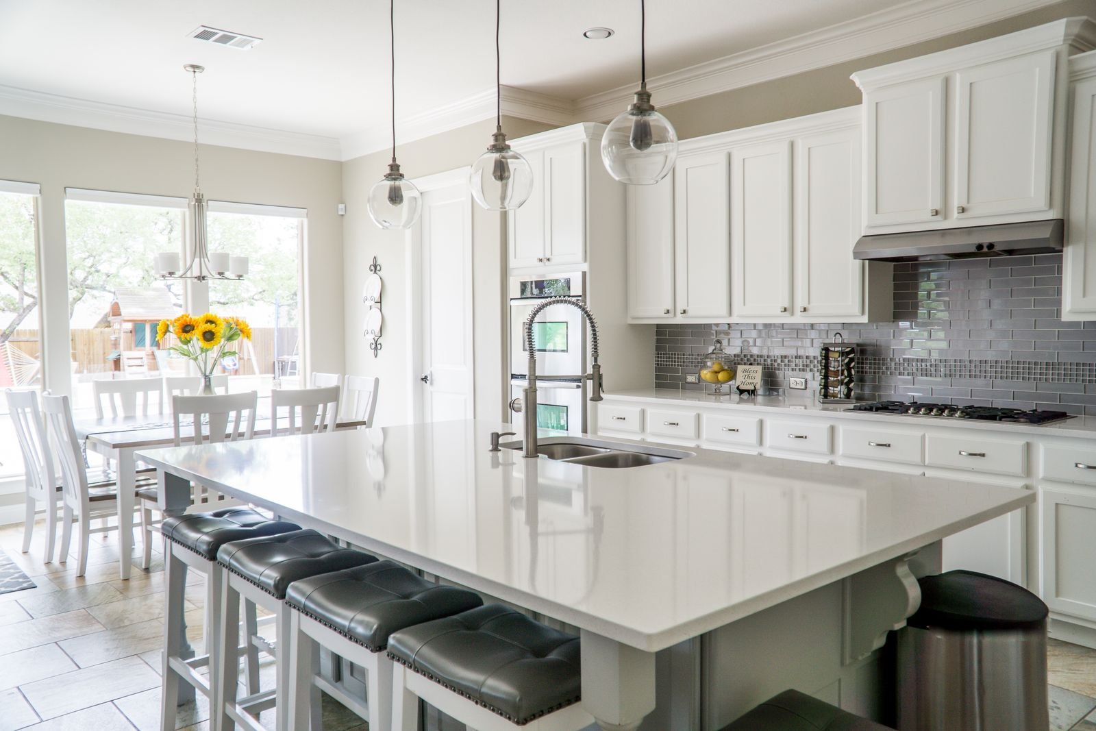 Countertops & Islands